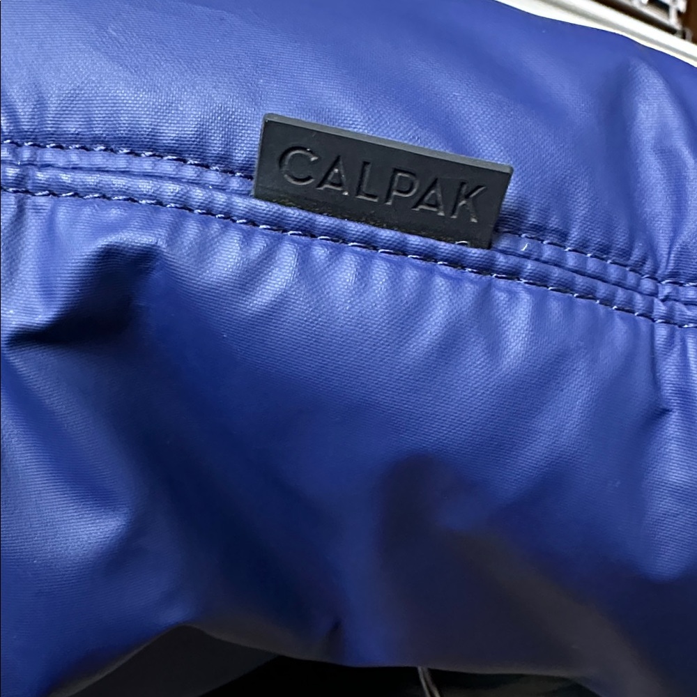 Calpak Luka Expandable Laptop Tote - Picture 15 of 16